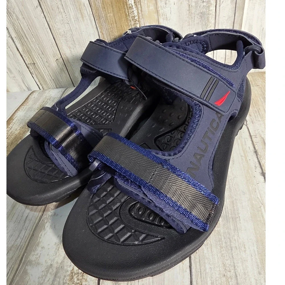 Nautica alastor athletic